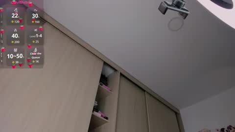 Snapshot of sussan_dream chatting on May 26, 3:02 am Juliana garcia online show from May 26, 3:02 am