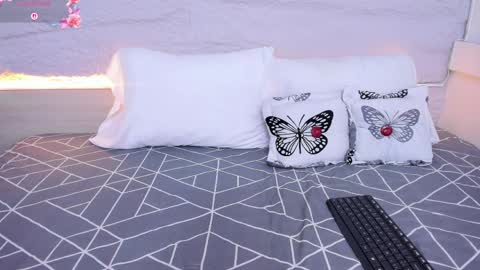 Susy online show from April 9, 4:12 am