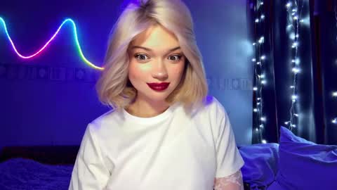 Stacy online show from April 16, 9:15 pm