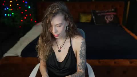 Suzan online show from January 16, 11:47 am