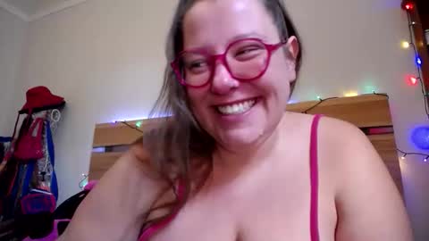 suzie stardust online show from February 16, 12:29 am