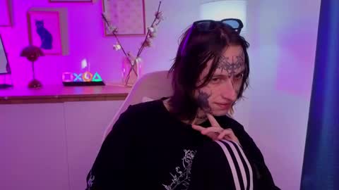 Eric online show from April 10, 1:05 pm