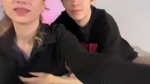 Denis and Mia online show from April 16, 1:34 pm