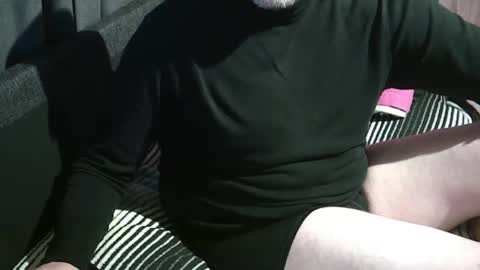 Snapshot of swartarn chatting on September 21, 2:51 pm ArnSwart online show from September 21, 2:51 pm