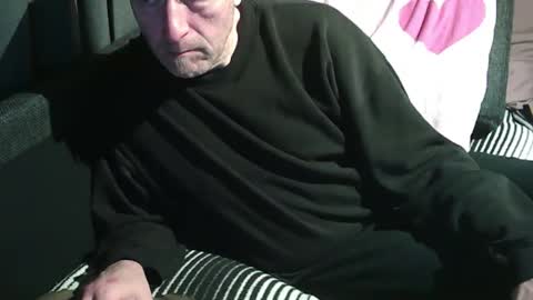 Snapshot of swartarn chatting on September 25, 7:06 pm ArnSwart online show from September 25, 7:06 pm