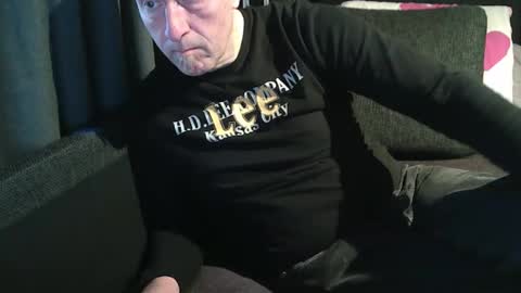 ArnSwart online show from April 11, 4:55 pm