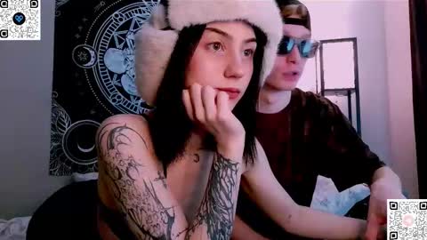 sweaties3 online show from October 29, 11:45 am