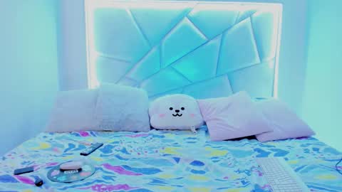 Nikki model independent online show from November 8, 3:07 am