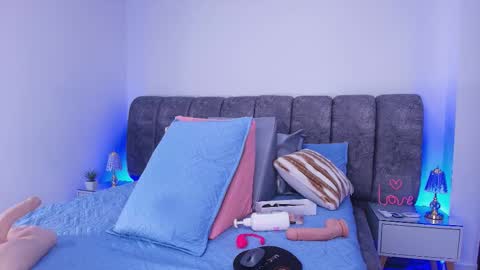 Debora  online show from November 20, 12:05 pm