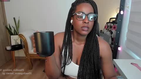 Evangeline online show from December 29, 5:54 pm