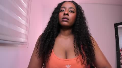 Snapshot of sweer_oshun chatting on April 29, 5:41 pm Evangeline online show from April 29, 5:41 pm