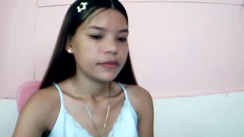 Snapshot of sweet01pinay chatting on June 23, 5:16 am sweet01pinay online show from June 23, 5:16 am