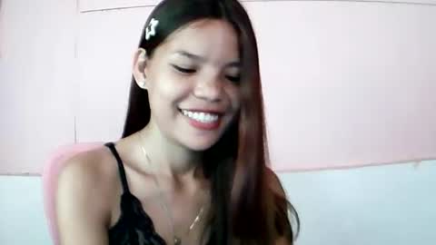 Snapshot of sweet01pinay chatting on July 13, 12:57 am sweet01pinay online show from July 13, 12:57 am