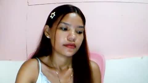 Snapshot of sweet01pinay chatting on July 18, 2:54 pm sweet01pinay online show from July 18, 2:54 pm
