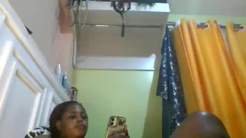 Snapshot of sweet52537 chatting on February 8, 8:01 pm sweet52537 online show from February 8, 8:01 pm