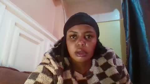 Snapshot of sweet52537 chatting on March 2, 5:08 am sweet52537 online show from March 2, 5:08 am