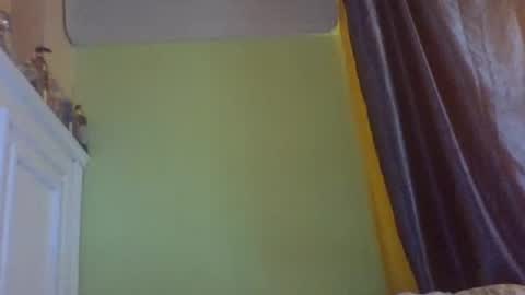 Snapshot of sweet52537 chatting on July 19, 5:22 am sweet52537 online show from July 19, 5:22 am