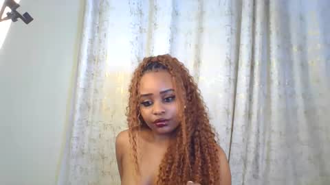 sweet69temptress online show from July 15, 6:35 pm
