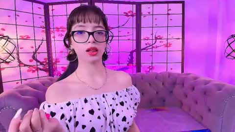 Snapshot of sweet_1angel chatting on November 19, 11:54 am Sweet 1Angel online show from November 19, 11:54 am