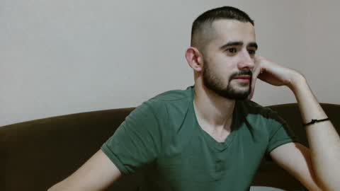 BredEmiliya online show from December 4, 8:07 pm