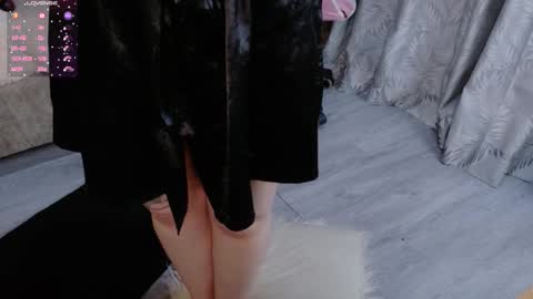 Snapshot of sweet__thang chatting on September 26, 1:53 am sweet__thang online show from September 26, 1:53 am