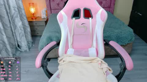 sweet__thang online show from March 31, 11:54 am