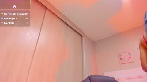 Vanessa online show from December 17, 8:37 pm