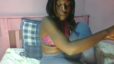 Snapshot of sweet_aaliya chatting on May 14, 5:47 am Aaliya online show from May 14, 5:47 am