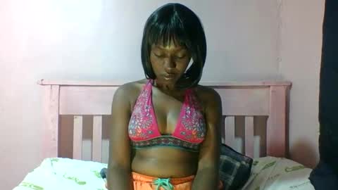 Snapshot of sweet_aaliya chatting on May 28, 6:16 pm Aaliya online show from May 28, 6:16 pm