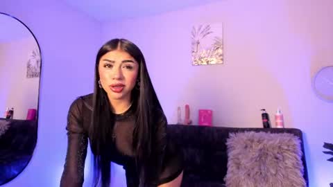 Snapshot of sweet_alexaa_ chatting on July 4, 3:56 am Alexa online show from July 4, 3:56 am