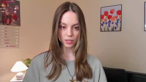 Alice online show from December 3, 7:05 am