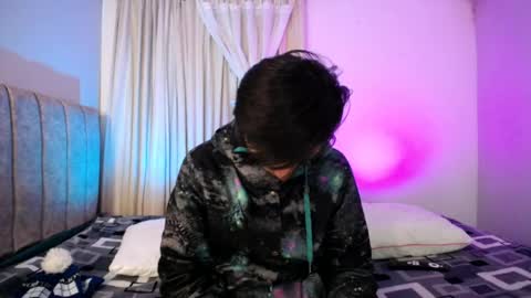 Andy online show from April 8, 2:33 am