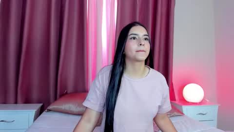 Aura  online show from March 18, 7:28 pm