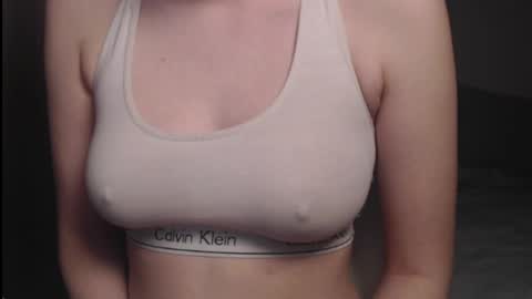 Snapshot of sweet_baby_kate chatting on March 9, 6:11 pm Kate and Erica online show from March 9, 6:11 pm