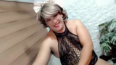 Snapshot of sweet_babycake chatting on July 26, 11:50 am sweet_babycake online show from July 26, 11:50 am