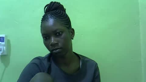 sweet_cherie1 online show from June 3, 5:32 am