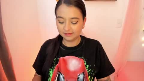 Snapshot of sweet_chloe6 chatting on January 21, 9:46 pm Chloe online show from January 21, 9:46 pm