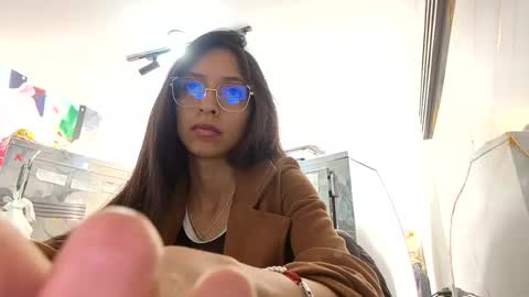 Snapshot of sweet_cum8 chatting on June 18, 4:55 pm Sweet cum online show from June 18, 4:55 pm
