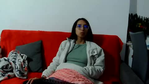 Snapshot of sweet_cum8 chatting on July 6, 4:20 am Sweet cum online show from July 6, 4:20 am