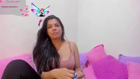 Snapshot of sweet_dreamses chatting on September 25, 2:32 pm Kendra online show from September 25, 2:32 pm
