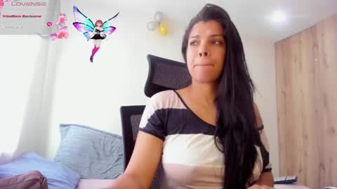 Kendra online show from June 18, 2:43 pm