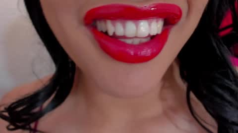 sweet_eliizabeth online show from May 16, 1:32 pm