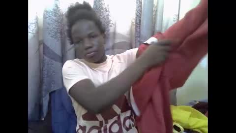 Snapshot of sweet_elisa001 chatting on June 7, 9:57 am Edah online show from June 7, 9:57 am