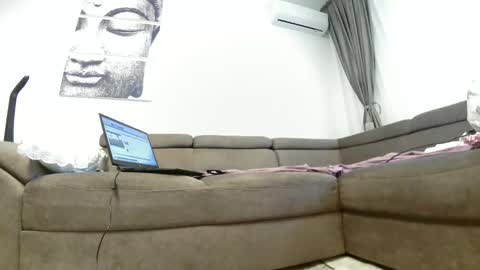 Snapshot of sweet_ella chatting on March 7, 10:13 am online show from March 7, 10:13 am