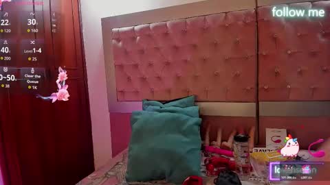  emmili  online show from February 10, 11:47 am