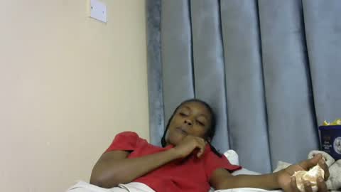 sweet_freaky online show from July 6, 12:40 am