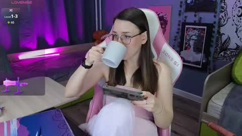 Alice online show from January 8, 4:48 am