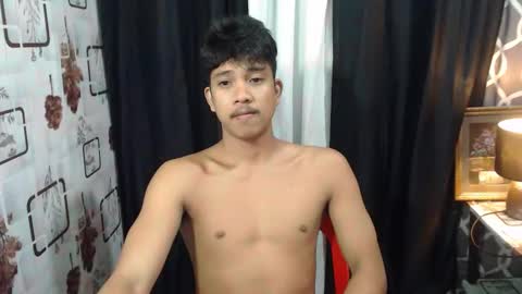 Snapshot of sweet_guyxx chatting on October 26, 3:07 pm sweet_guyxx online show from October 26, 3:07 pm