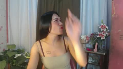 hanna mae online show from December 20, 10:50 pm