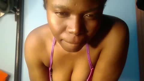 Snapshot of sweet_jamiie chatting on September 8, 4:28 pm jay online show from September 8, 4:28 pm